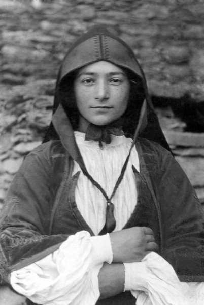italy, sardinia, désulo, sardinian girl 1800-1900