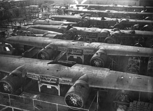 industry, airplanes, 1943