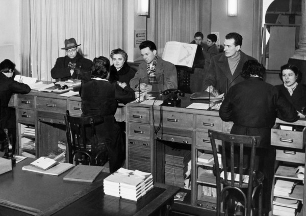 touring club italiano, office, 1954