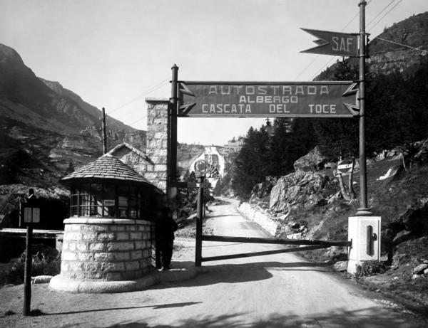 novara, chute d'eau du toce, 1930