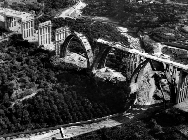 autoroute salerno-reggio, viaduc torrido torrent, 1966