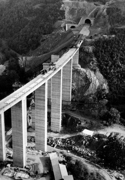 autoroute salerno-reggio, viaduc du fleuve busento, 1967