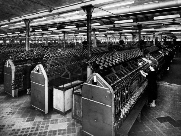 des machines de filature peignée. 1964