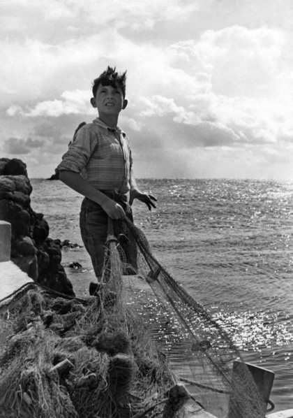 jeune pêcheur à acitrezza, 1957