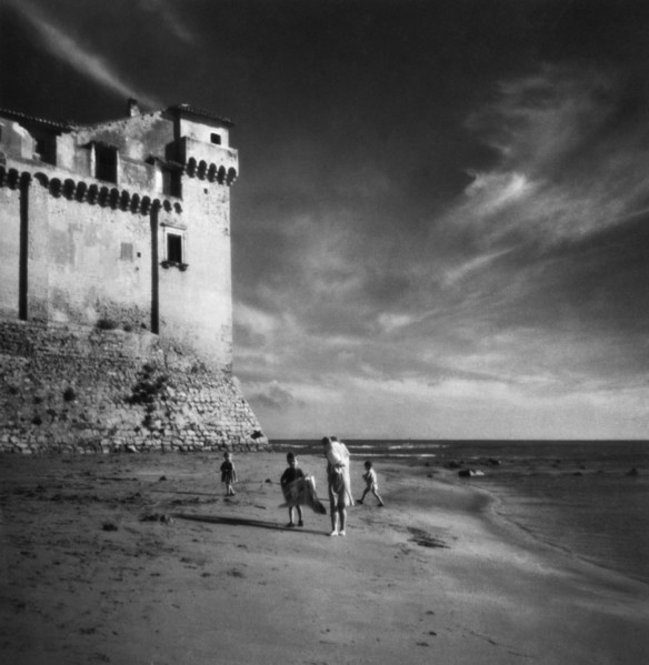 chateau de santa severa, entre ladispol et santa marinella, 1950
