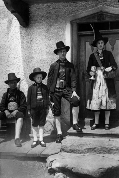 costumes tyroliens, 1920