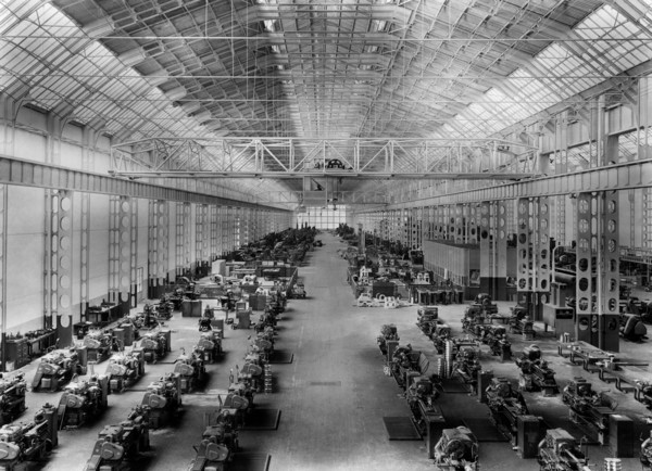 milan, usine innocenti, tours moyens, 1955