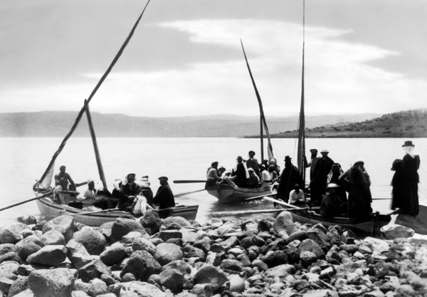 moyen-orient, israel, palestine, pelerins sur le lac tiberias, 1920 1930