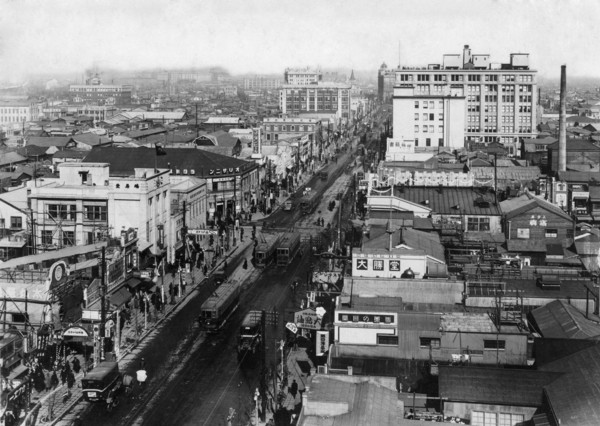 japon, tokyo, la rue principale du quartier de ginza, 1954