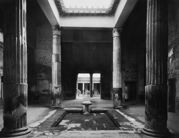 italie, campanie, pompeii, maison des noces d'argent, le péristyle, 1910