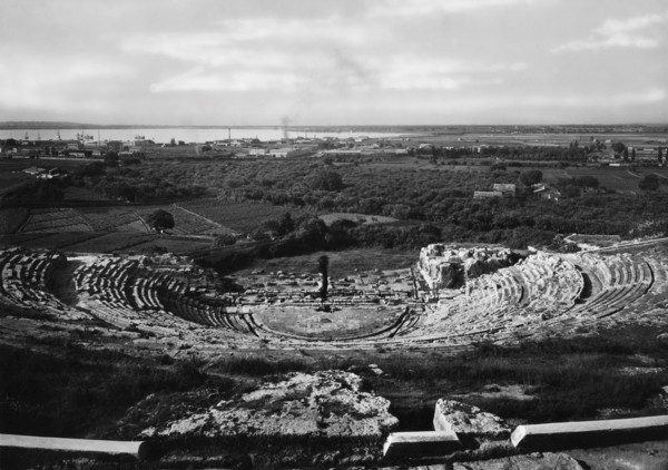 italie, sicile, syracuse, théâtre grec, 1930 1940