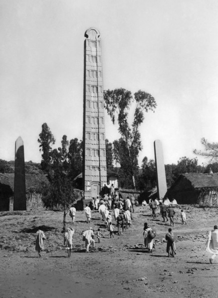 afrique, éthiopie, la stèle d'Axum, 1920-30