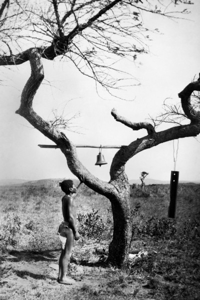 afrique, la cloche d'une mission catholique auprès du peuple indigène zulu, 1920 1930