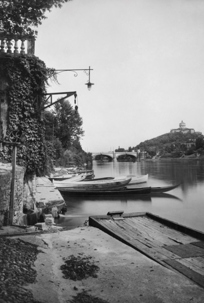 europe, italie, turin, section du fleuve po avec la montagne des Capucins, 1910 1920