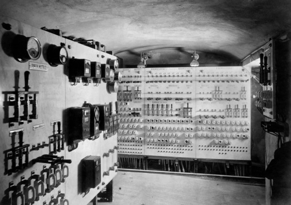 europa, italie, turin, théâtre, panneaux de contrôle du système électrique, 1910 1920