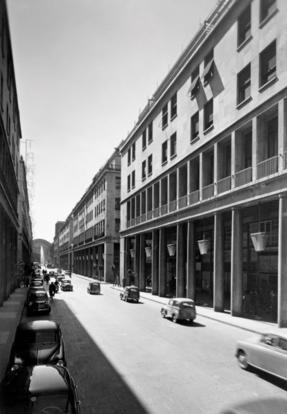 europe, italie, piedmont, turin, la via roma, 1957
