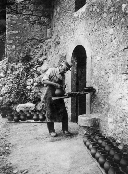 europe, italie, abruzzes, anvers, un potier, 1910 1920