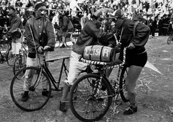 italie, ligurie, carnaval de savone, 1953