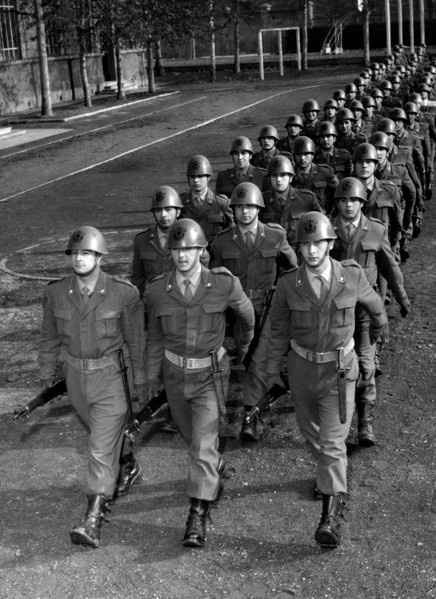 académie militaire de modène, formation, 1964