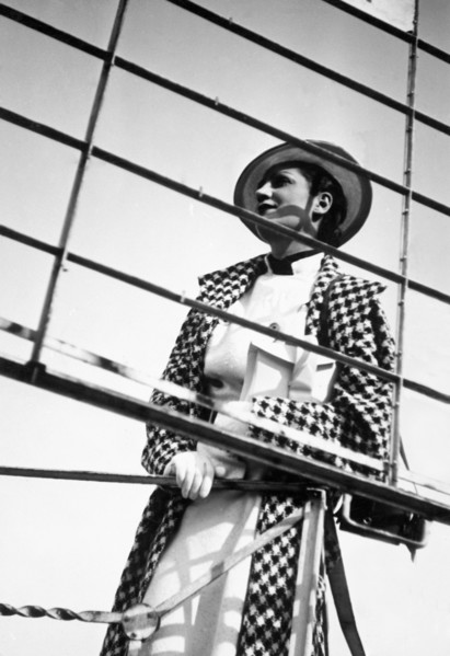 Style 1930, 1935