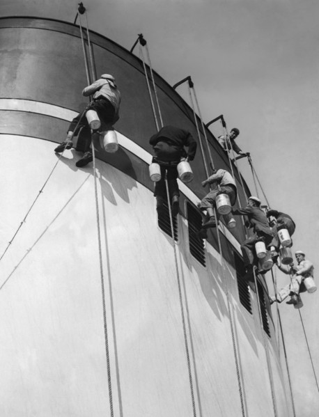 Paquebot transatlantique, cheminées, 1949