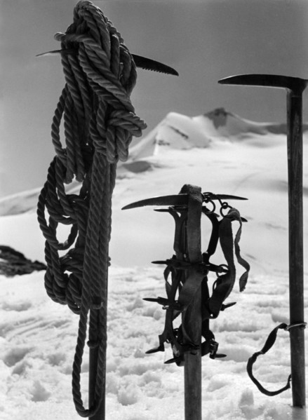 trentino, équipement d'alpinisme sur cevedale, 1957
