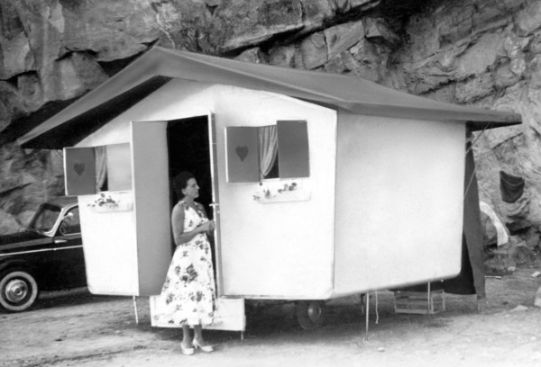 caravane transformée en chalet fixe, 1956