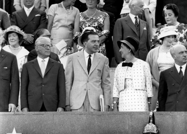 Giovanni Gronchi. Giulio Andreotti. Carla Gronchi. 1960