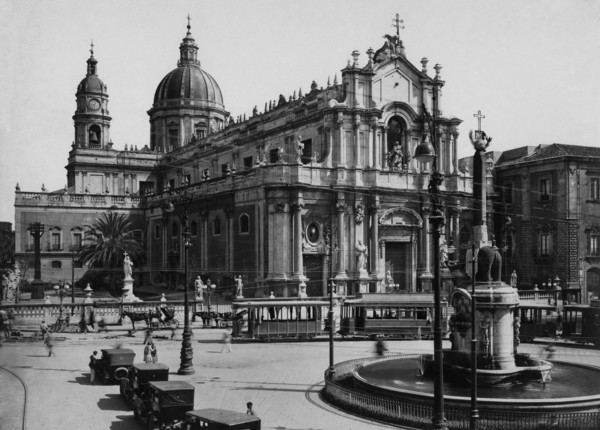 Dome. Catania. Sicily. Italy 1910