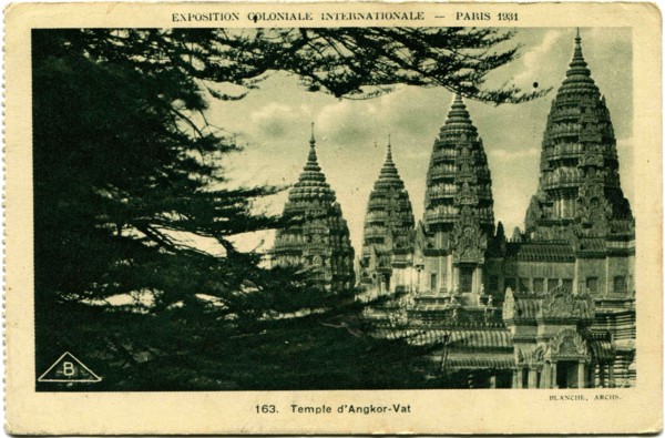 Edition Braun and Cie shows Angkor Temple.
