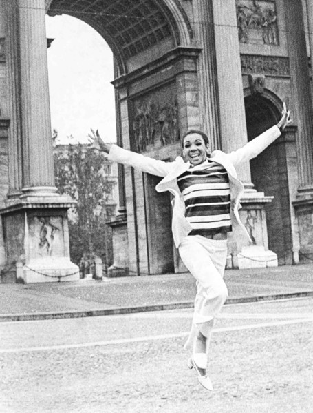 Shirley Bassey.