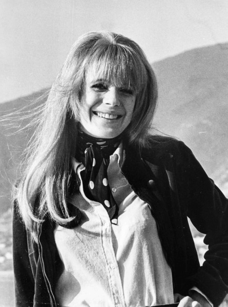 Marianne Faithfull.