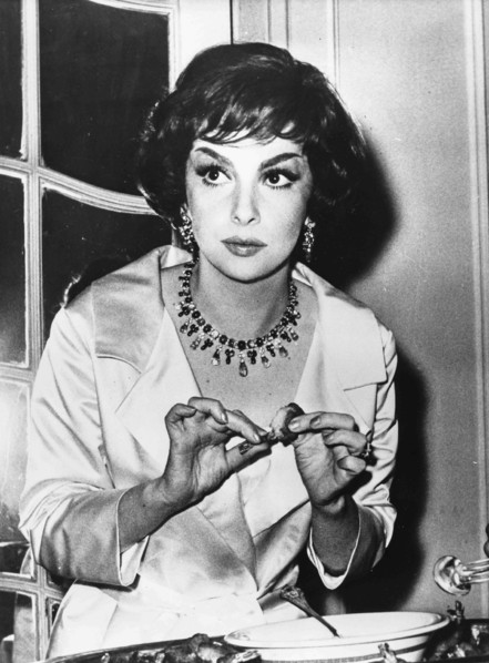 Gina Lollobrigida.