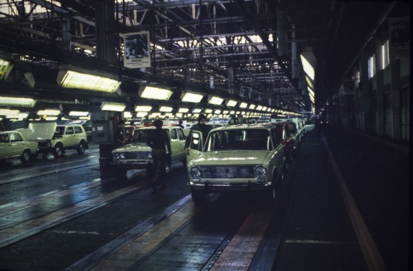 Ussr, togliattigrad, vaz car industry, 80's
