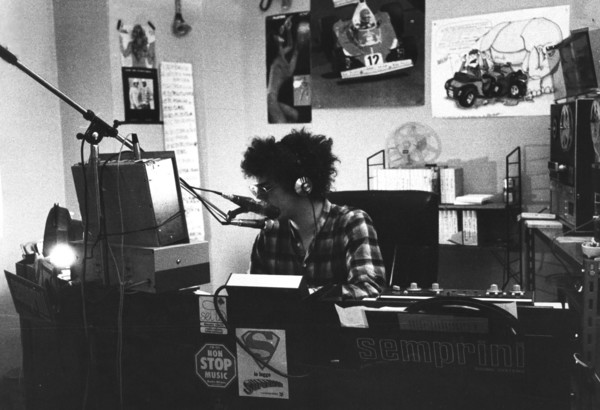 Piero cozzi, radio milano international, rmi, 1976