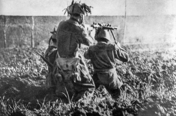 Fascist retrograde, April 1945