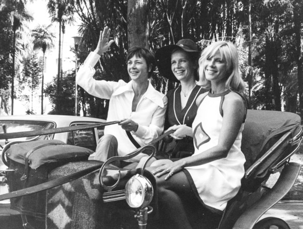Harriet andersson, liv ullmann, bibi andersson, sorrento 1968