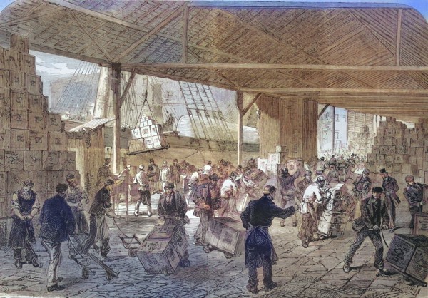 Delivery of tea in the docks of London