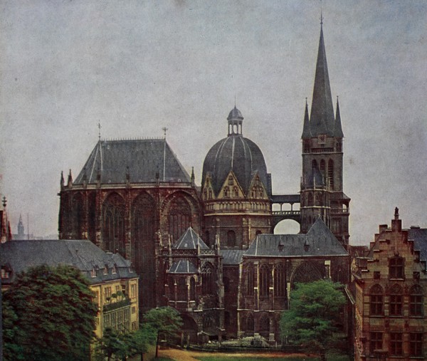 Aachen Cathedral in 1910, North Rhine-Westphalia, Germany, photograph, digitally restored