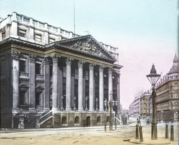 The Mansion house.
