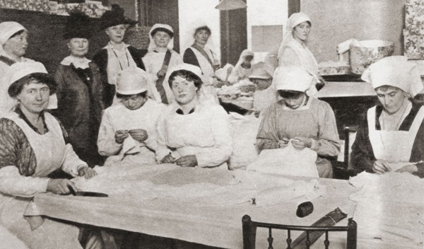 Rooms in Mayfair mansions turned into workrooms for the manufacture of hospital requisites during WWI.