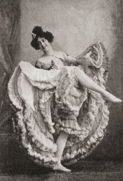 Madame Saharet aka Clarissa Campbell or Clarice Campbell.