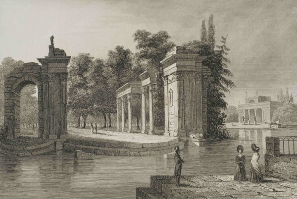 Poland, Warsaw. Lazienki Park. The Royal Bath. Ancient Roman-style amphitheatre, building that was