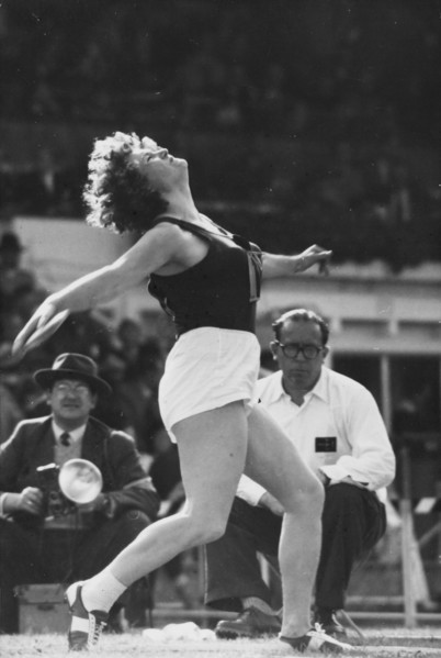 EC Berne 1954, finals discus: champion Nina Ponomareva with 48.02m.