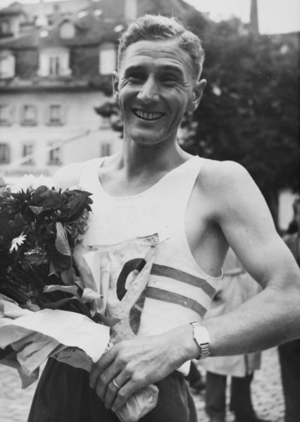 Morat-Fribourg race 1950: Hans Frischknecht  wins.