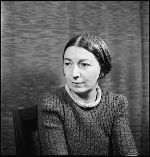 Violette Martin, um 1955.