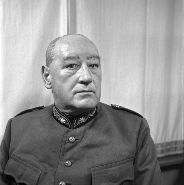 Major general René von Graffenried, 1946.