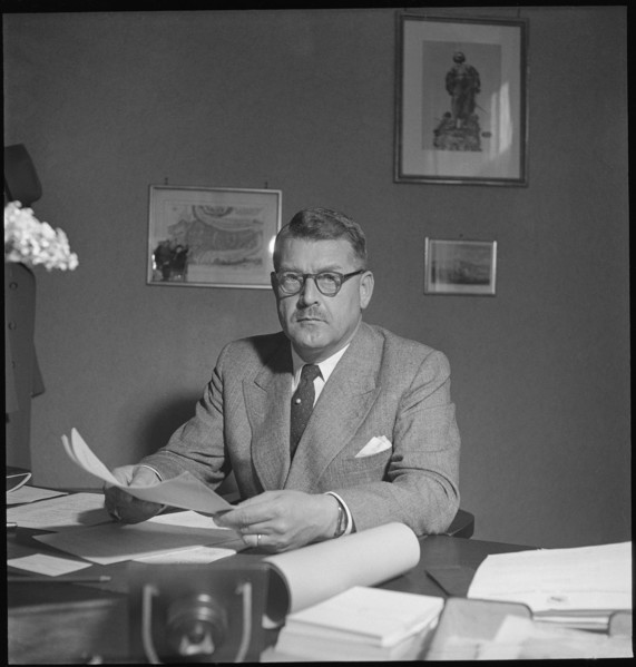 Walter H. Rubli, Managing director tourist office Berne 1948.