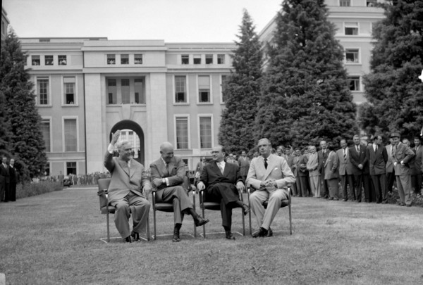 Geneva Summit 1955, Bulganin, Eisenhower, Faure and Eden posing for the photographers.