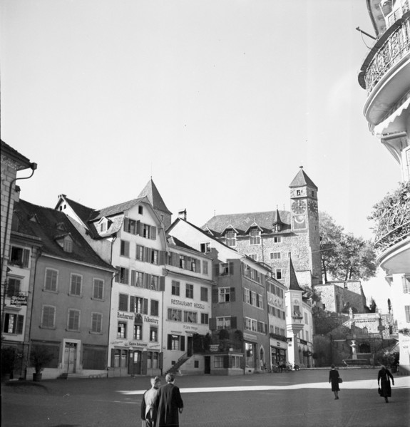 Rapperswil and its castle, around 1951